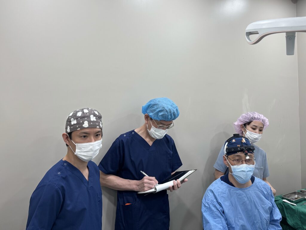『日本人にも大人気な名医と業務提携！WOM CLINIC GINZA×ヒット整形外科　』の画像