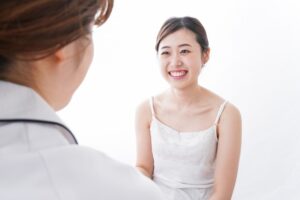 カウンセリングを受ける女性