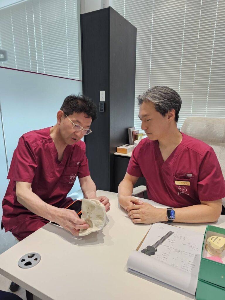 『“本物の輪郭形成×精密な咬合調整を追求するスペシャリスト リフェイス口腔顔面外科 × WOM CLINIC GINZA』の画像