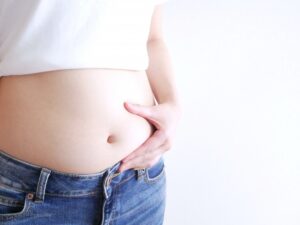 ぽっこりしたお腹