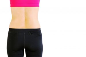 女性の背中とヒップライン
